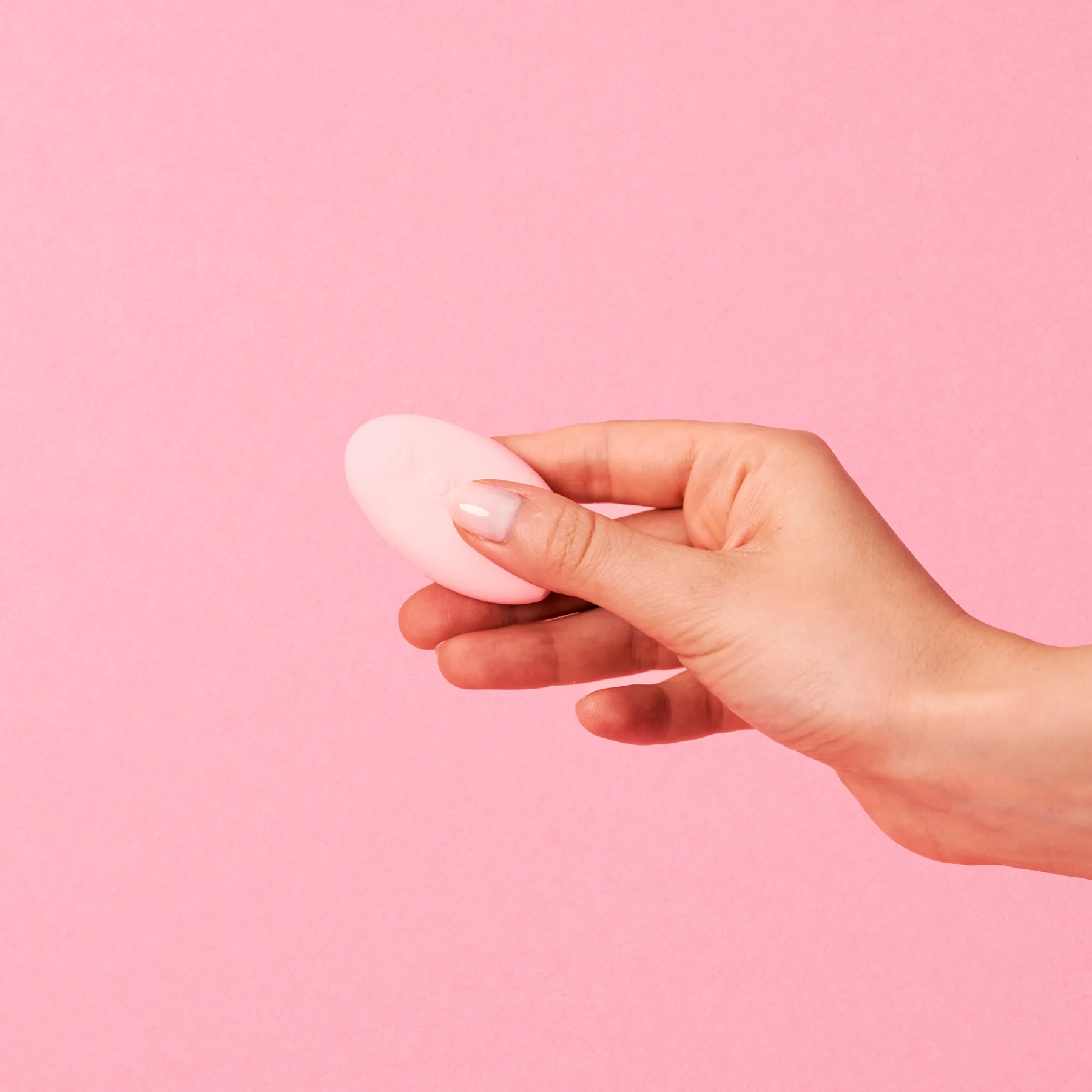 Pixie remote controlled panty vibrator — detail